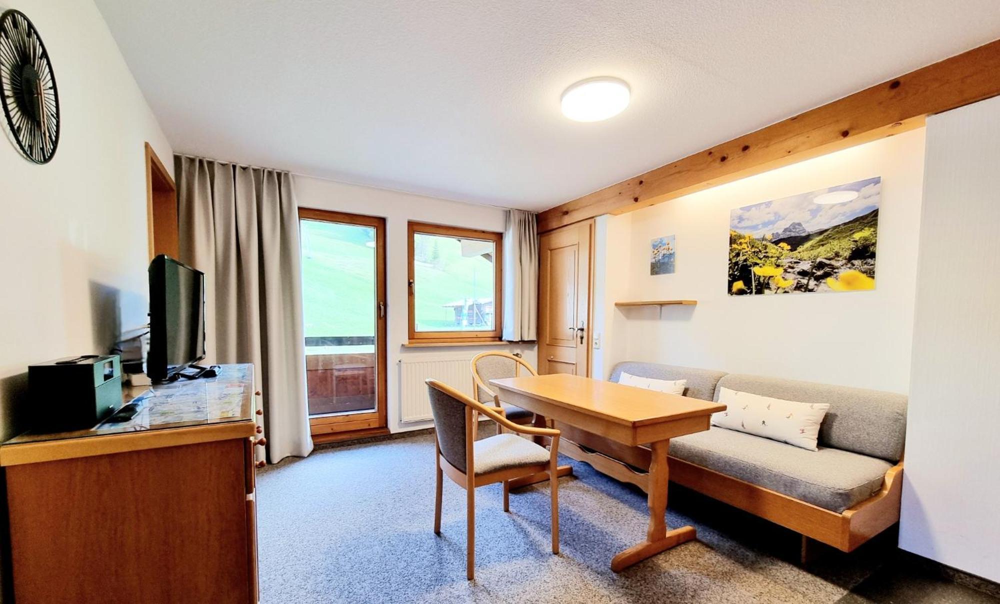 Das Bergfried - Urlaub Zentral Und Ruhig! Apartman Riezlern Kültér fotó